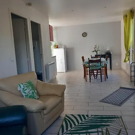 Petit Chalet En Bois Reynès Buitenkant foto